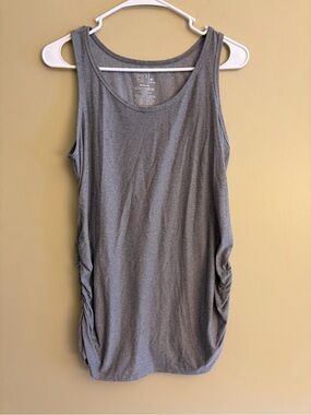 Time and Tru Maternity Gray Sleeveless Ruched Side Tank Top